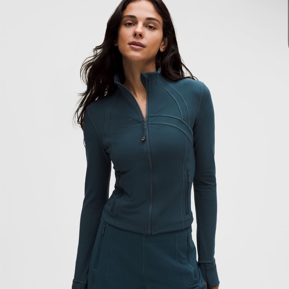 NWT Lululemon Define Cropped Jacket Size 4 Indochine Blue - Picture 1 of 7